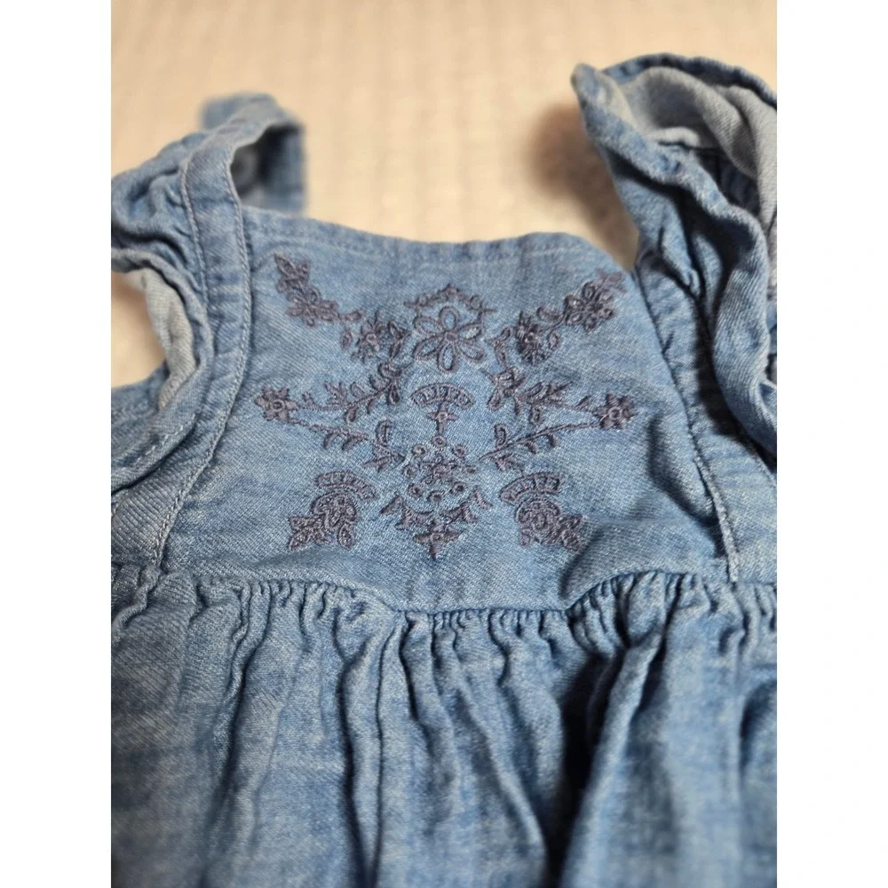 Old Navy Girls 5T Blue Chambray Embroidered Eyelet‎ Lace Boho Sun Dress